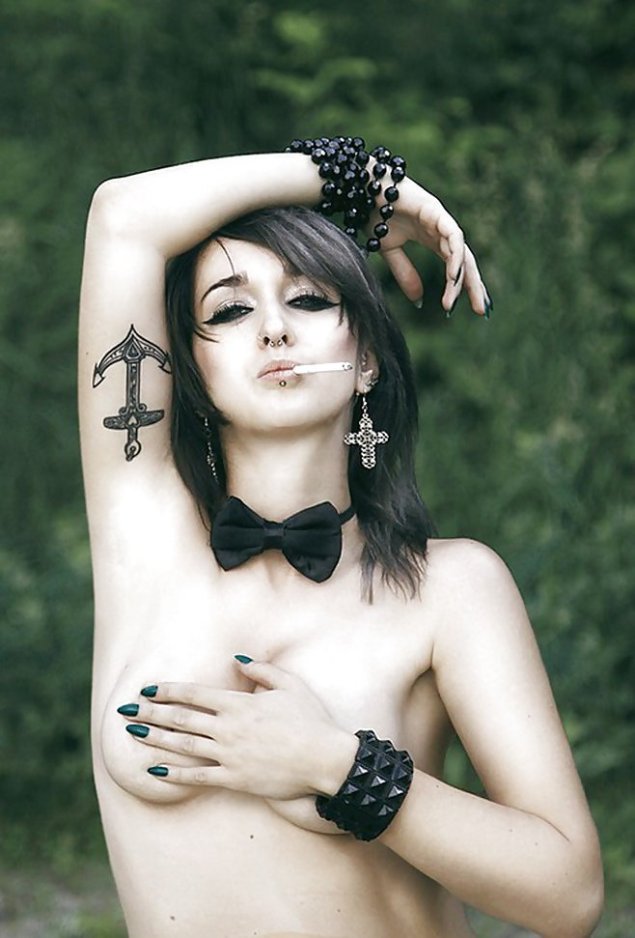 Девушки готки эротические