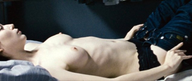 Нора фон Вальдштеттен голая