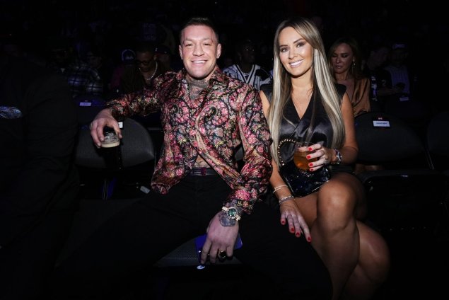 Конор макгрегор жена ди девлин