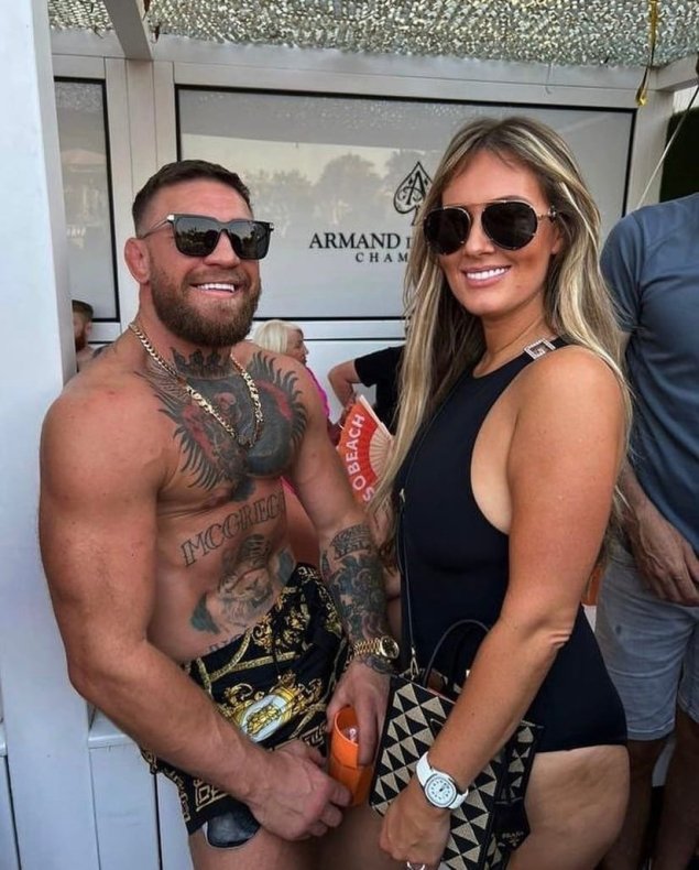 Конор макгрегор с женой