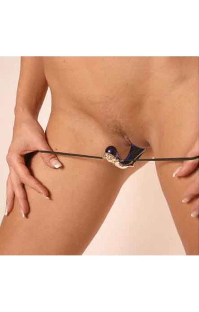 Стринги с украшением для клитора