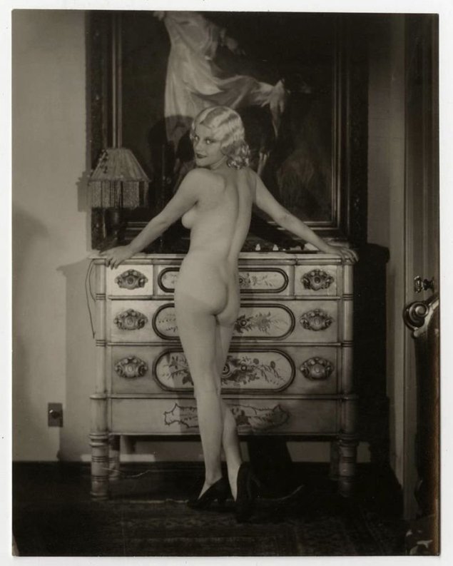 Голая Джемма Харлоу Джин