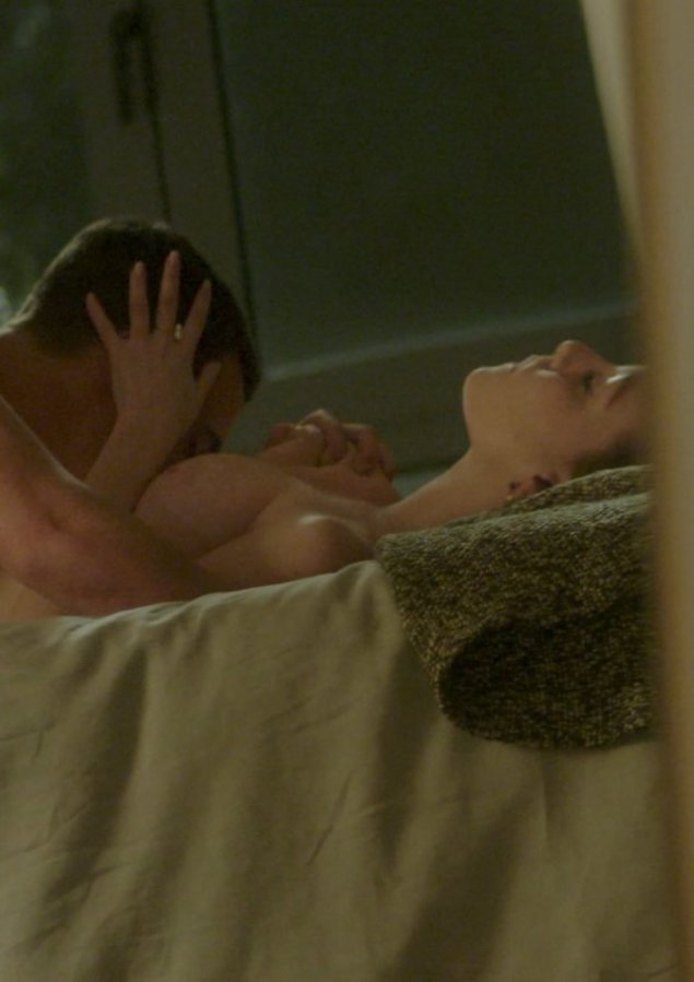 Ester Exposito элита Карла nude