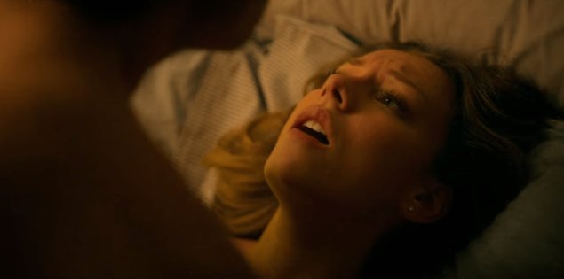 Эстер Экспозито постельные сцены