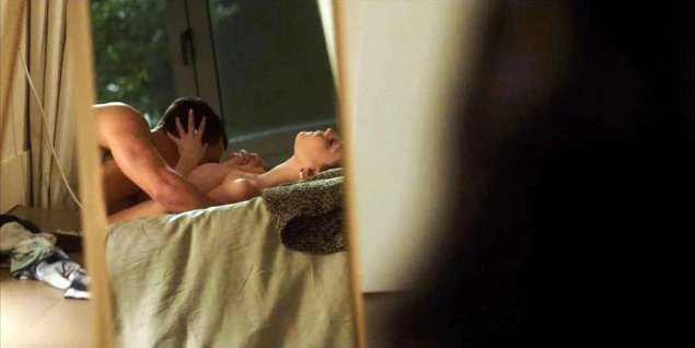 Эстер Экспосито постельные сцены