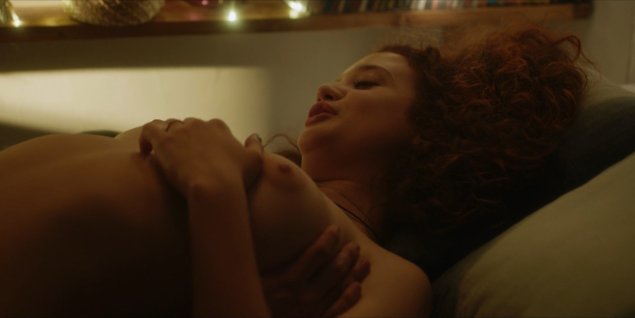 Откровенные сцены