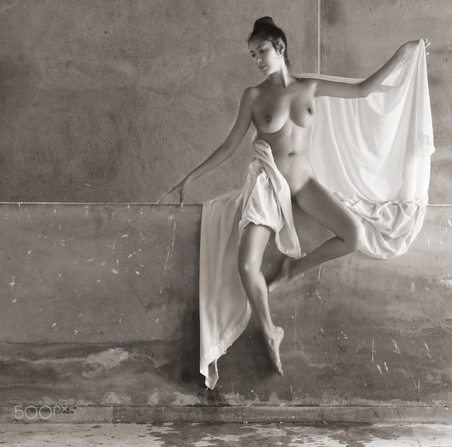 Фотографы в стиле ретро ню