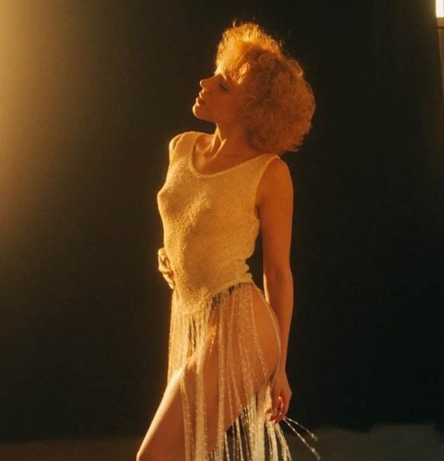 Бурлеск кристина агилера