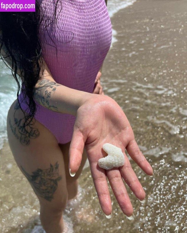 Bella Poarch онлифанс