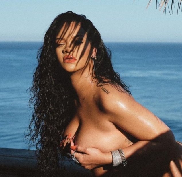 Фото голых знаменитостей