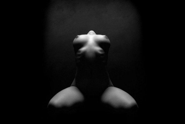 Обнаженное женское тело