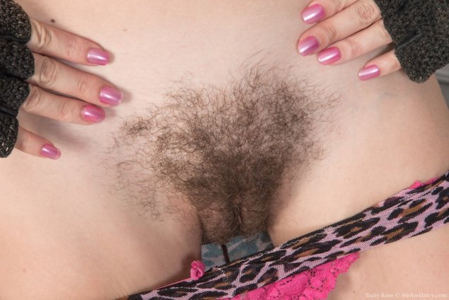 Подростковые волосики на лобке