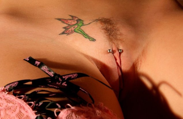 Красивые Татуировки на лобке