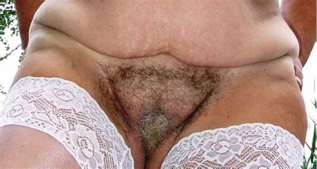 Волосатые киски в трусах