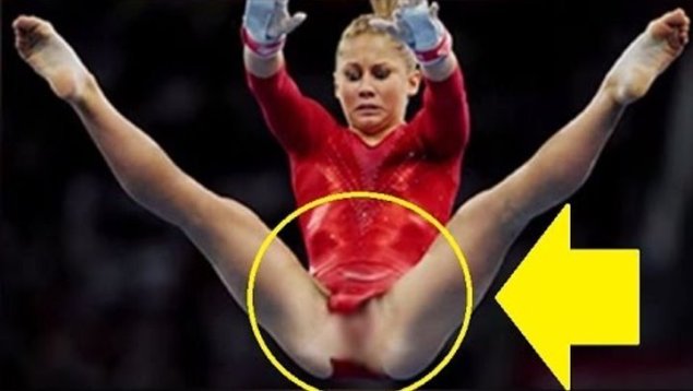 Порвался купальник