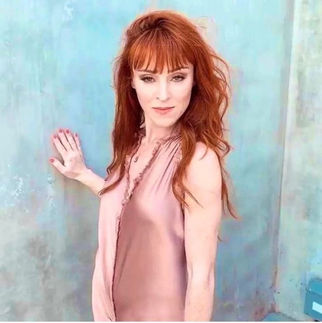 Рут Коннелл актриса