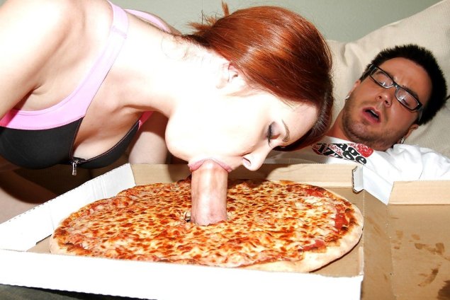 Эротический разносчик пиццы