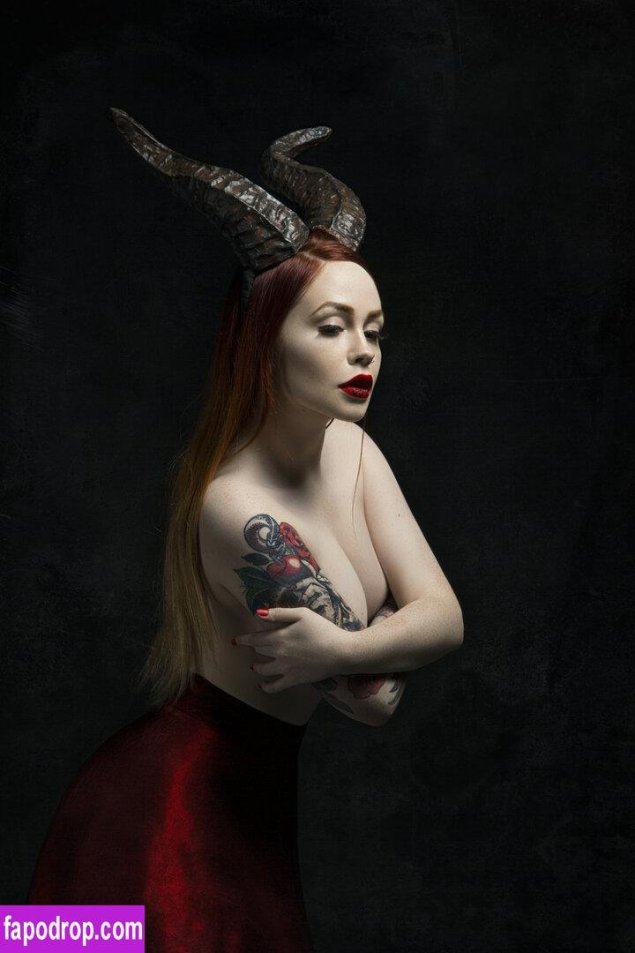 Маргарита Дирдж горячие