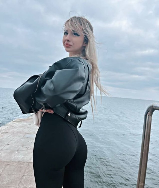 Симбочка блогерша