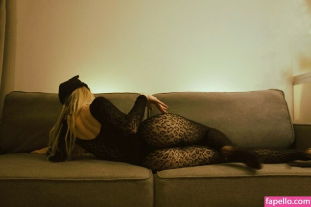 Полина Сораби onlyfans