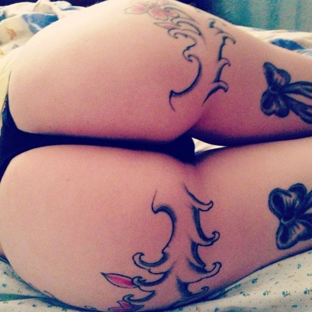 Тату на ягодице для девушек