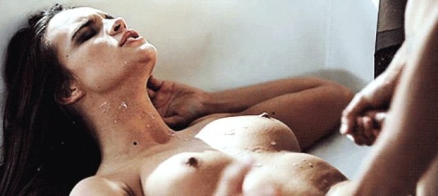 Красивый женский оргазм