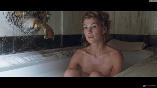 Розамунд Пайк голая в фильмах