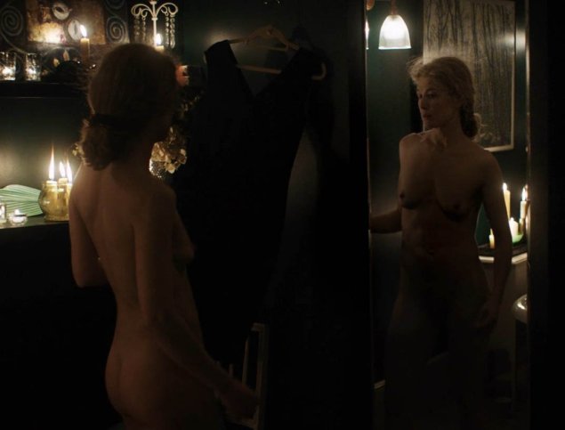 Розамунд Мэри Эллен Пайк ню