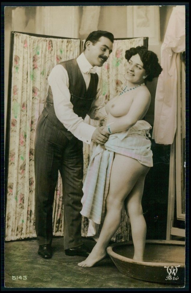 Голые бабы в борделях ретро