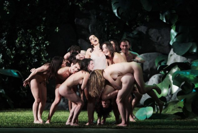 Эротические сцены в театре