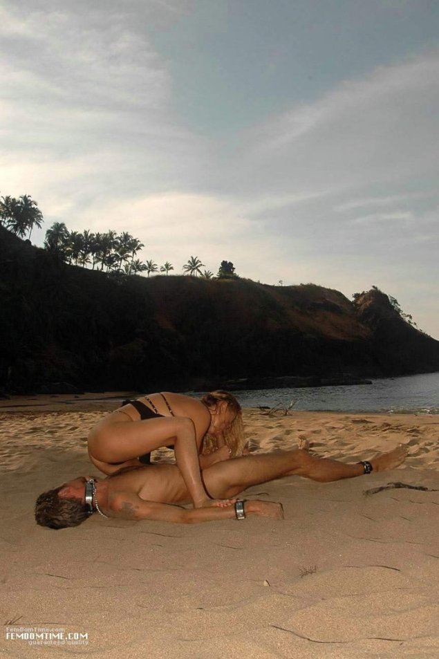 Куни на пляже любительское