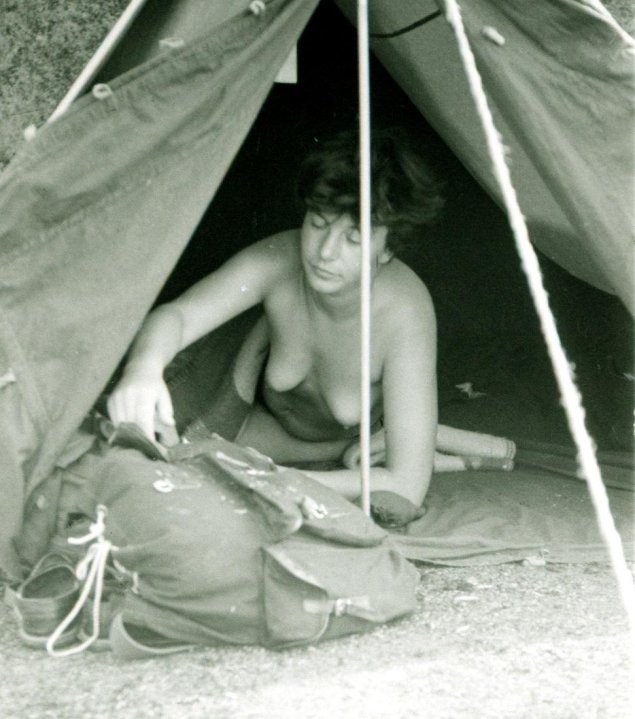 Голые женщины в турпоходе