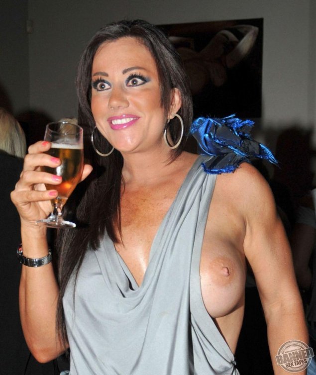 Декольте порно