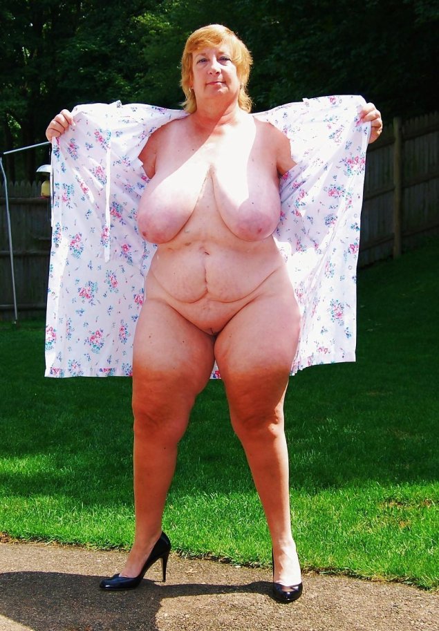 Голые полные бабушки