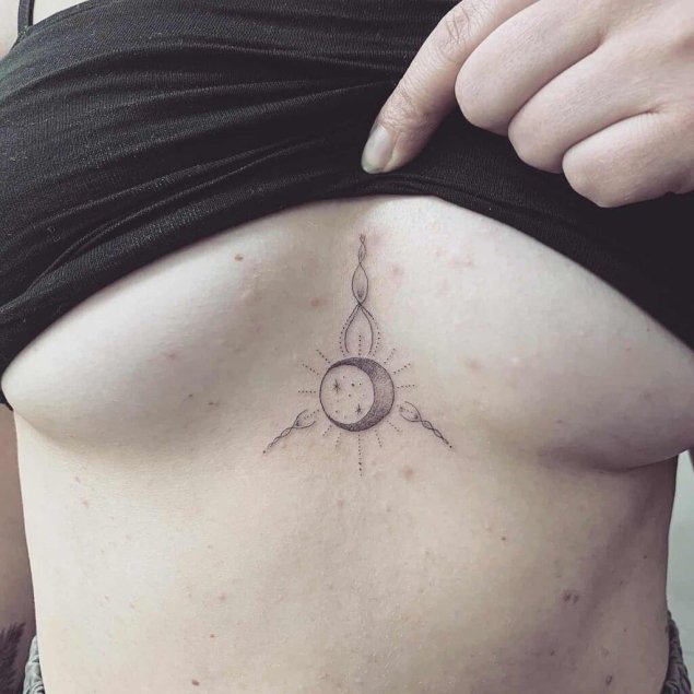 Лунная татуировка