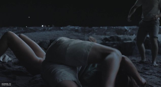 Дженнифер лоуренс в фильме без обид ню