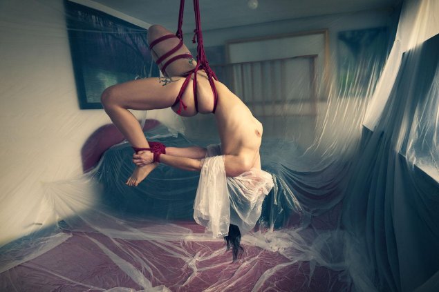 Эротическая фотосессия шибари