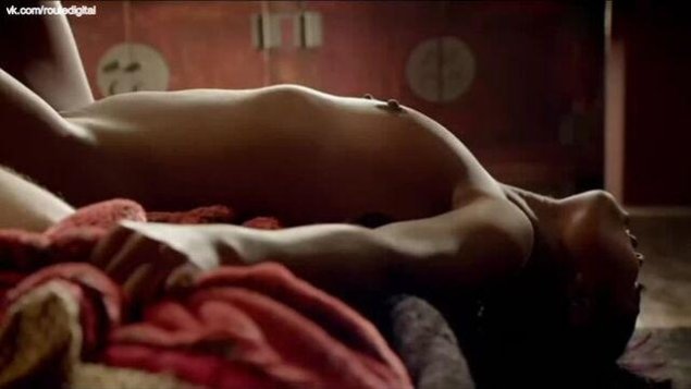 Обнаженная актриса