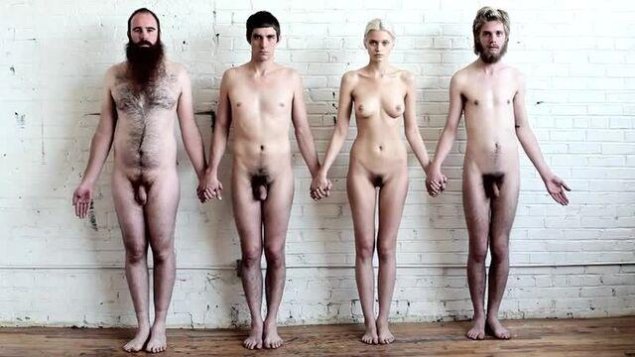 Мужчина с женской фигурой