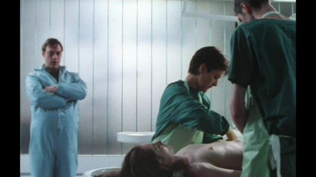 Обнаженная актриса