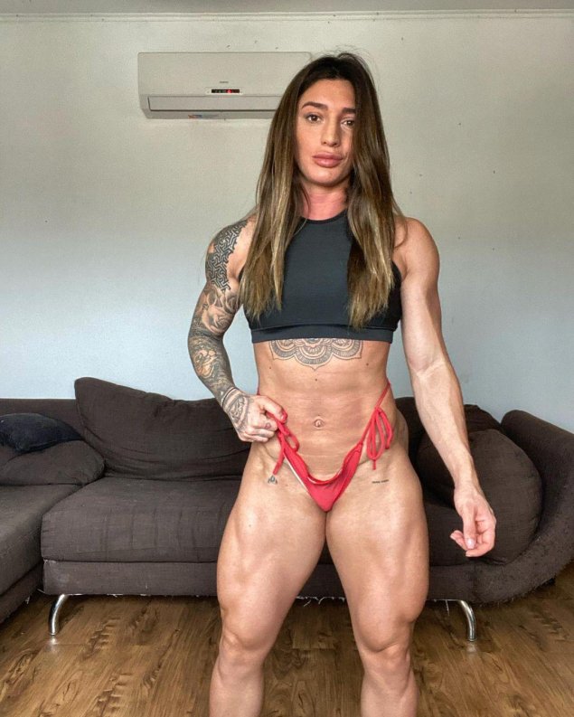 Накаченная женщина