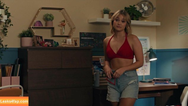 Оливия холт бикини