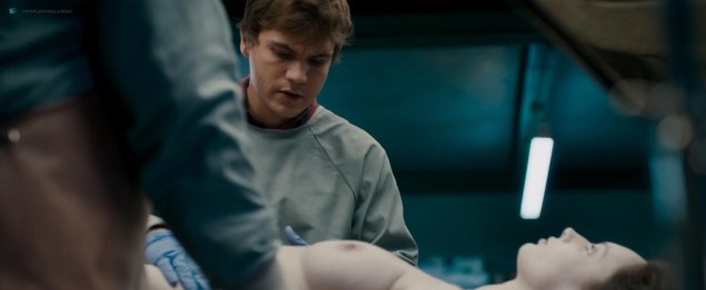 Демон внутри фильм 2016