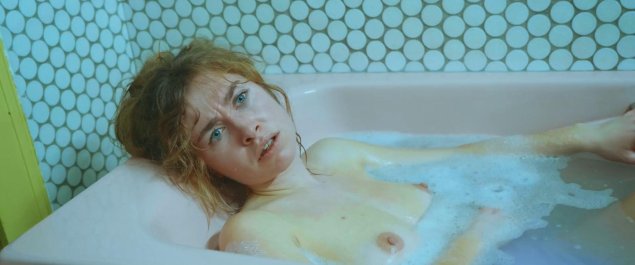 Обнаженная актриса