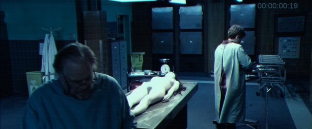 Демон внутри the autopsy of jane doe 2016