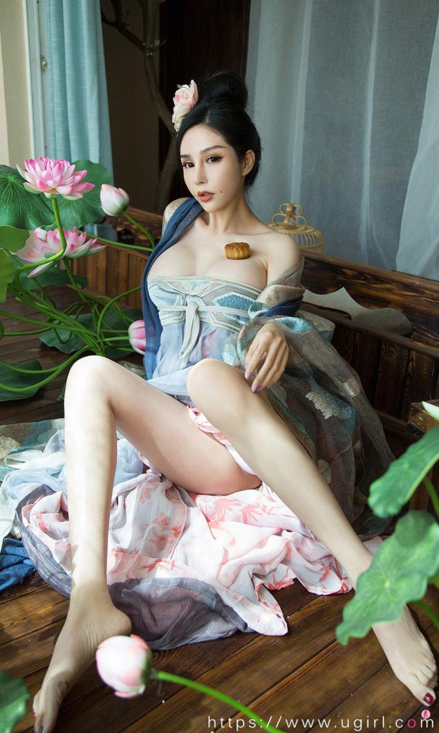 Красива девушка