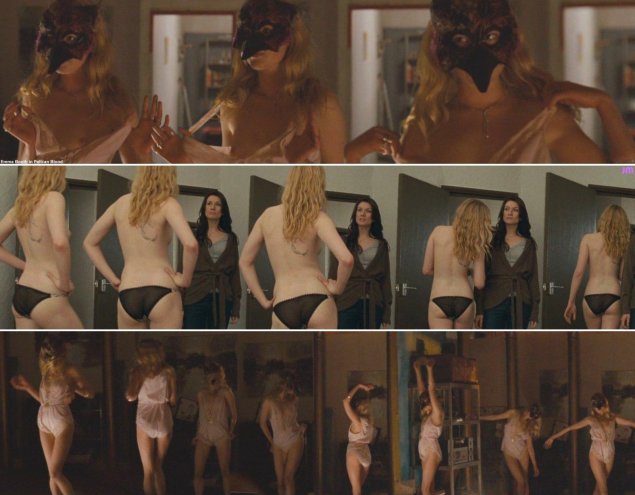 Актриса голая