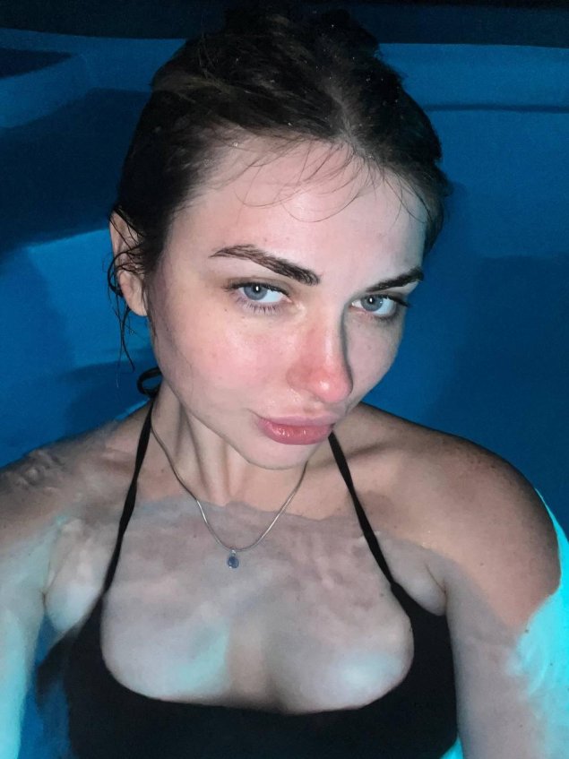 Арина бердникова аринян слив слив