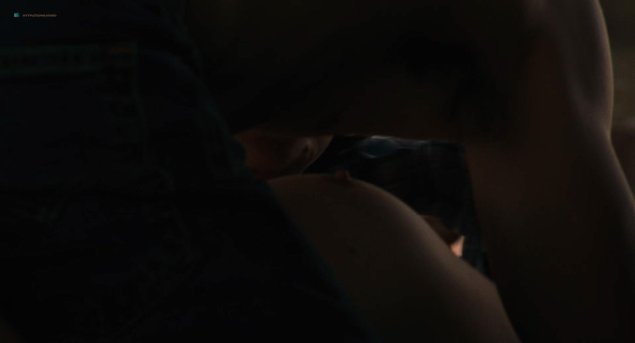 Откровенные сцены