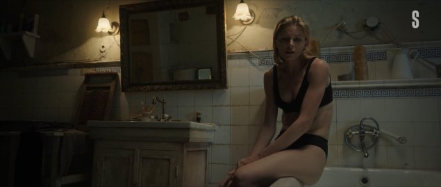 Маккензи дэвис в нижнем белье